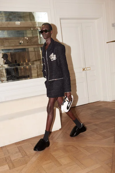 Look 37